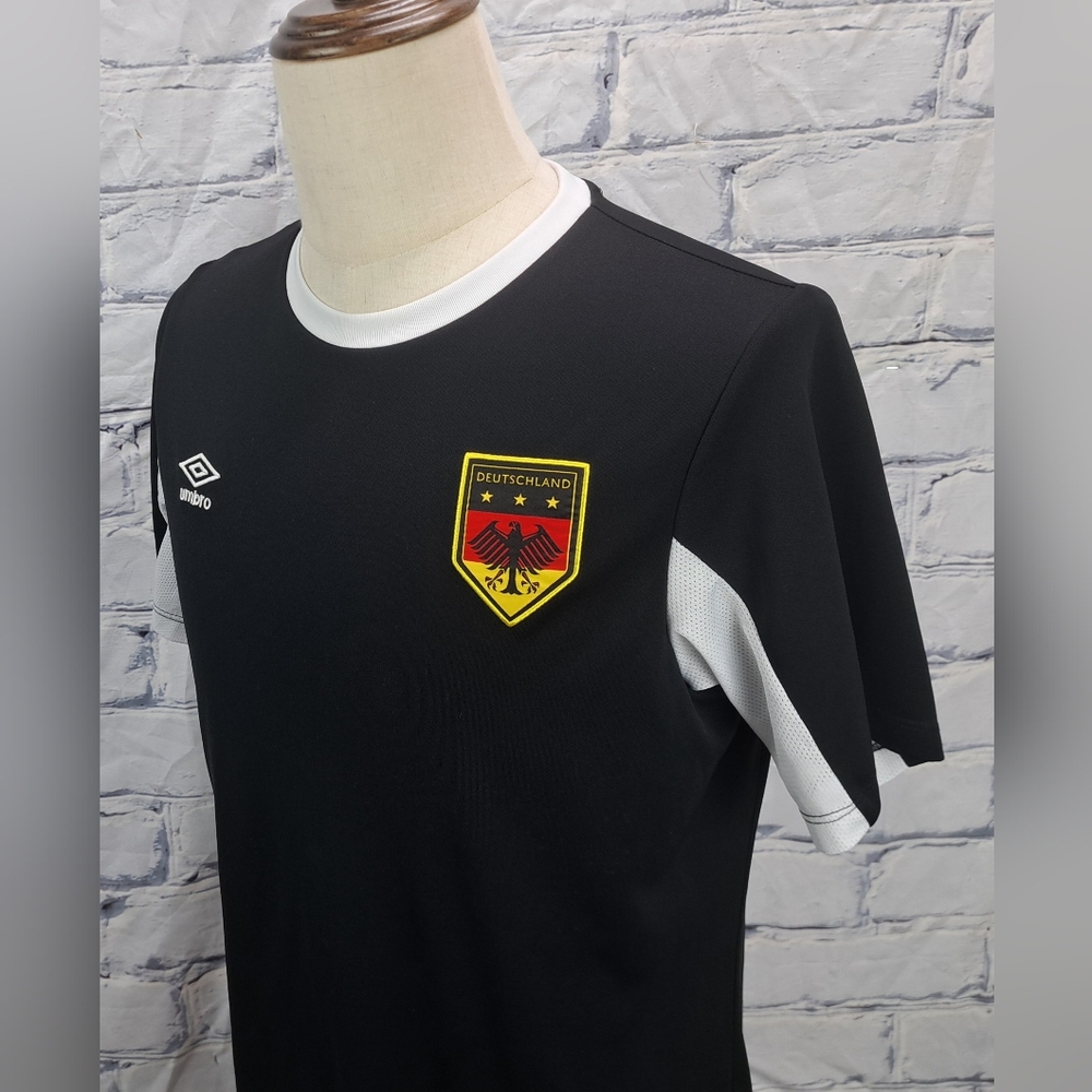 Umbro Men's Soccer Jersey Germany Deutschland Football Tee T-Shirt S/S Small - Picture 7 of 13